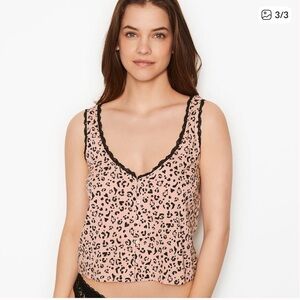Victoria's Secret Cotton Lace-trim Button-Up
Cami Light Heart Leopard XLarge NWT